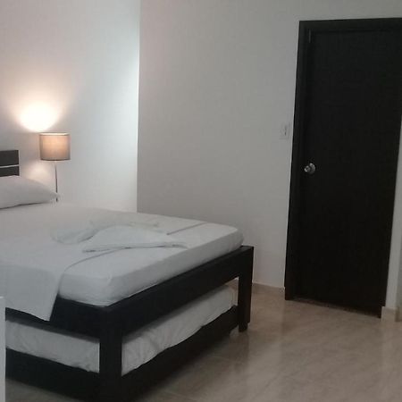 Hotel Residencias La Ch Armenia  Zewnętrze zdjęcie